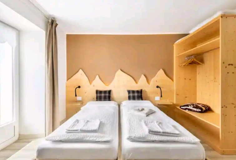 Bedroom 3, B&B NONNA ROSA, Trento