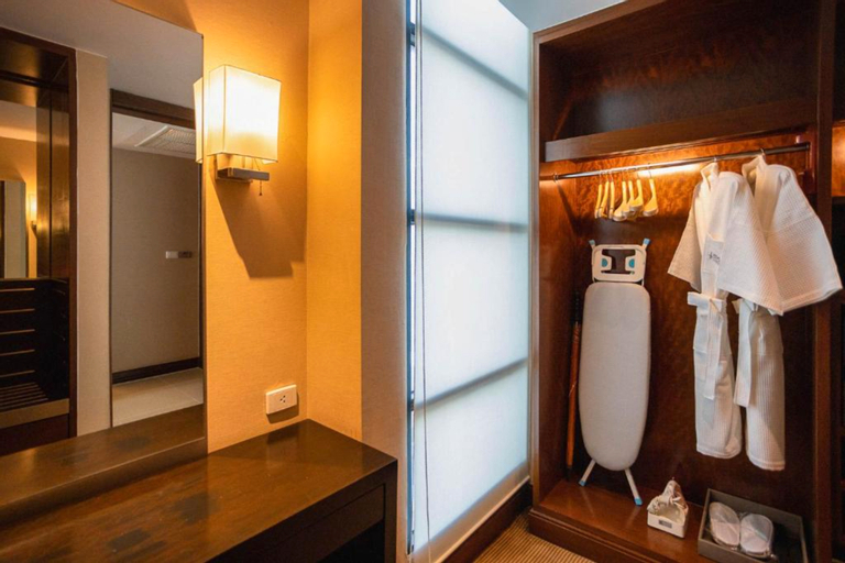 Amenities 11