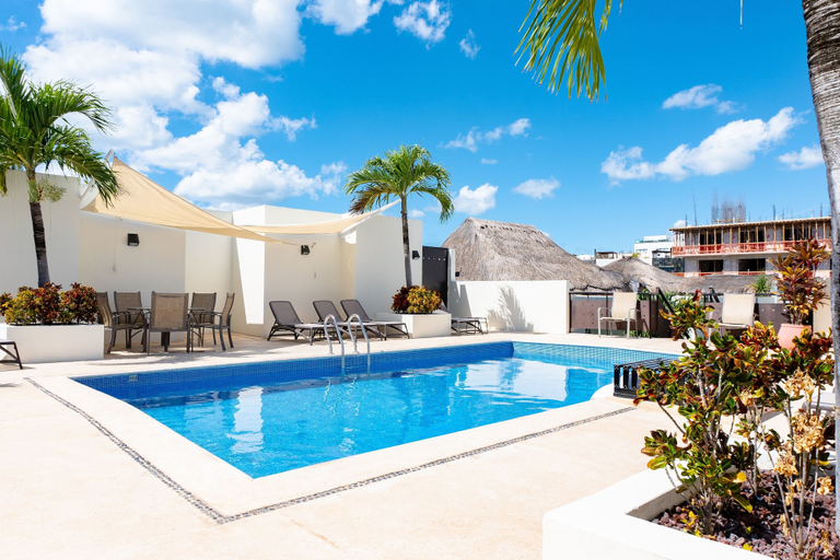 Pool 3, Meridian 208 2 Bedroom Condo by RedAwning, Cozumel