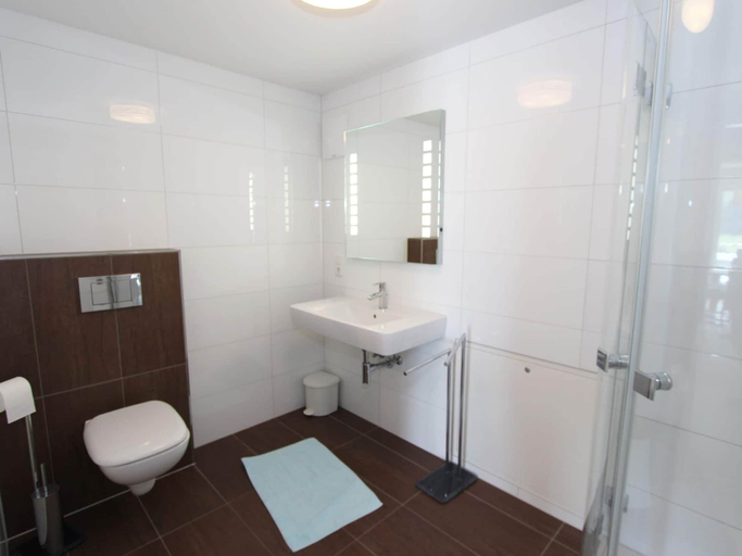Bathroom 3, Apartment in ski Area in Piesendorf, Zell am See