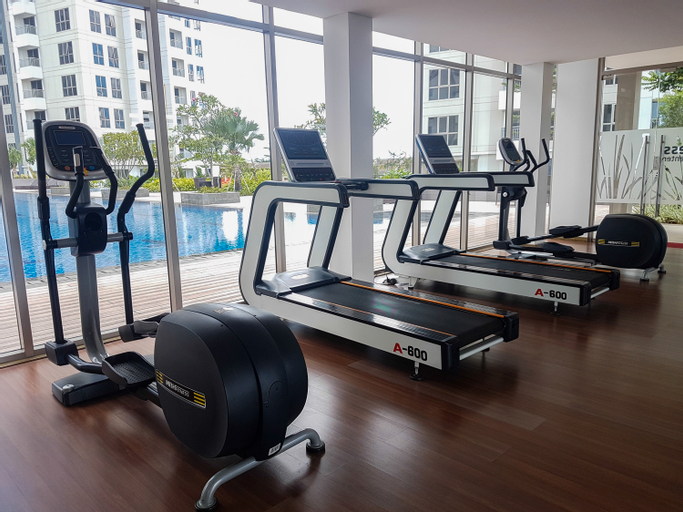Exterior & Views 2, Comfort and Spacious 1BR M-Town Signature Apartment By Travelio, Tangerang