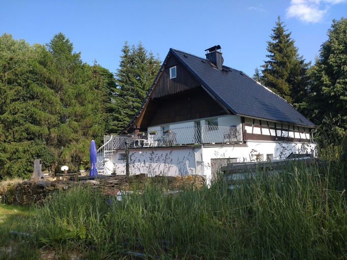 Exterior & Views 2, Chalet in Ore Mountains near Ski Slopes, Sokolov
