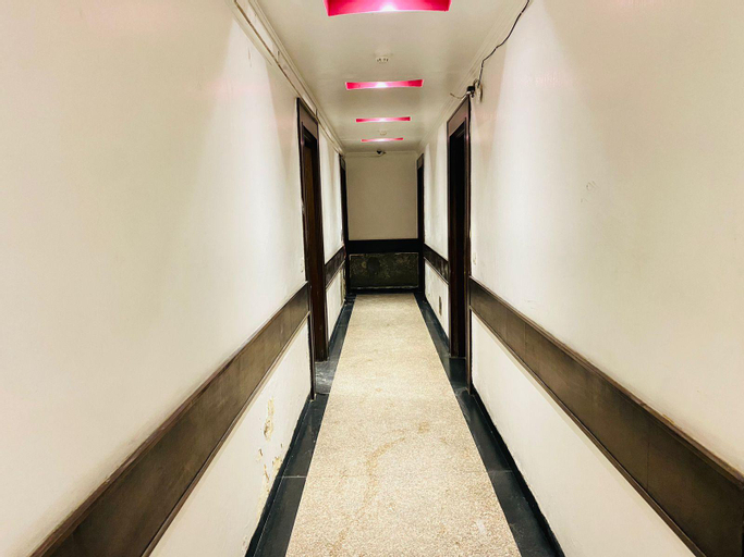 Public Area 3, Qotel Hotel Pitampura, West