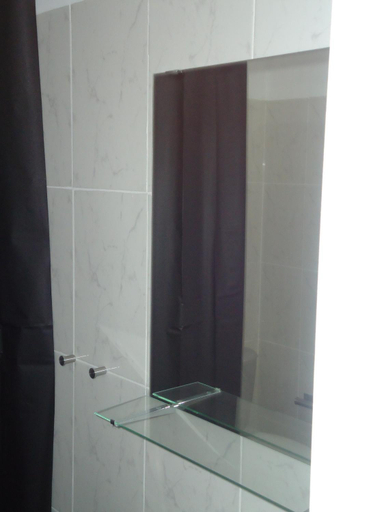 Bathroom 2, Porta 86, Cantanhede