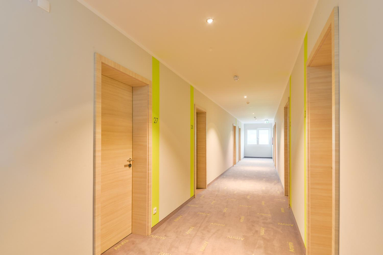 Others 4, Ammi Hotel Garni, Starnberg