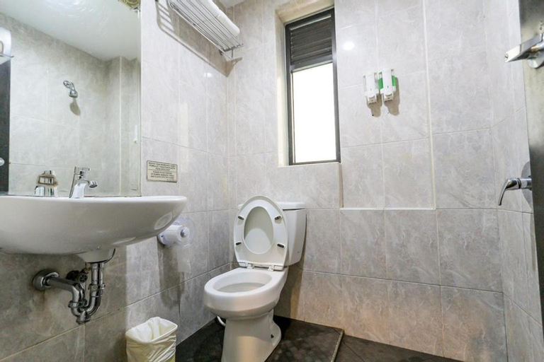 Bathroom 5