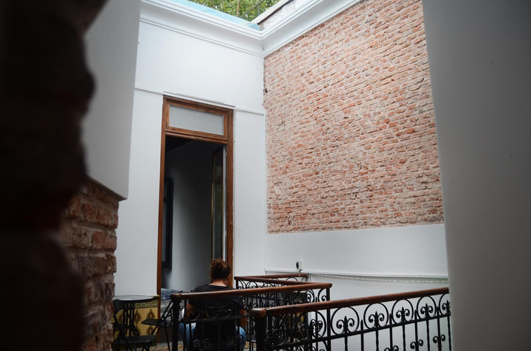 Others 2, Casa Mutante Hostel, Montevideo