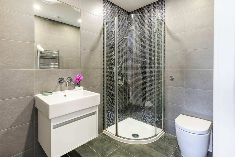 Bathroom, Beautiful Canal Side Notting Hill Abode With Terrace, London