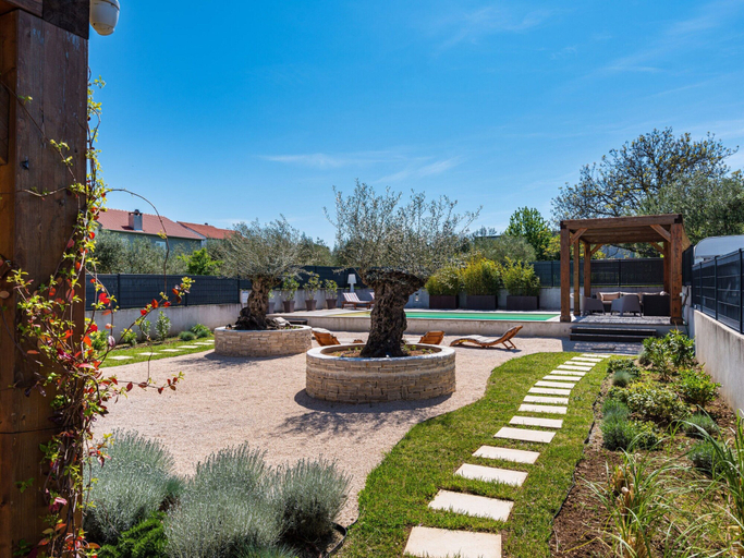 Others 5, Villa in Bibinje with Private Pool, Bibinje