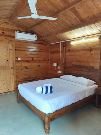 Bedroom 3, B R Cottages, South Goa
