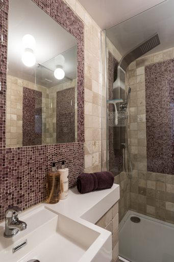 Bathroom 3, 80 Kingsway, Durham