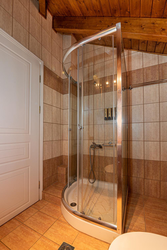 Bathroom 2, Xenonas Kypseli, Epirus