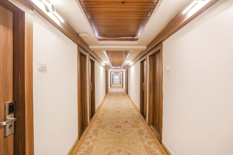 Others 5, Fabhotel All Near, Raipur