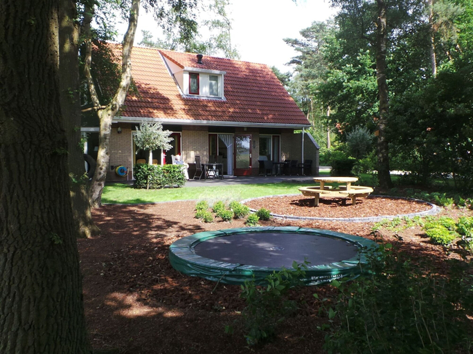 Exterior 2, Fine Vacation Home Near Lemelerberg, Ommen