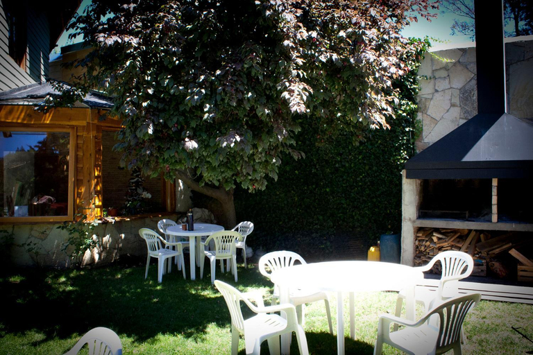 Food & Drinks, Nuestro Lugar, Lacar