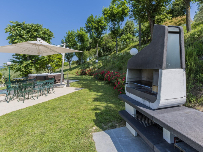 Others 5, Scenic Villa With Heated Pool, Pesaro E Urbino