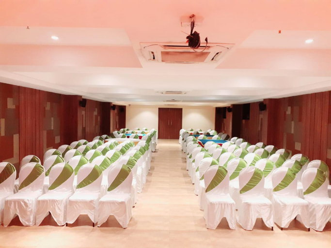 Others 5, Hotel Aurus, Ahmadnagar