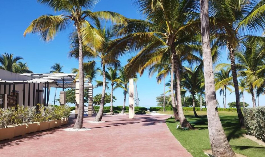 Exterior 4, Condominio Blue Beach, Salvaleon de Higuey
