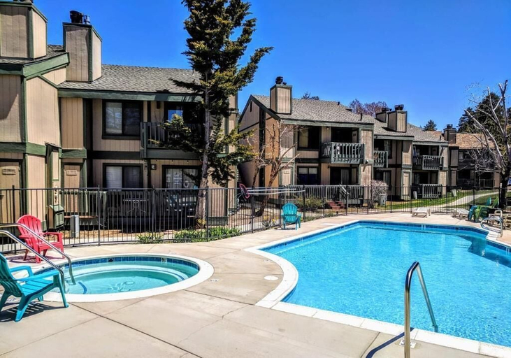 Sport & Beauty, Blue JAY Getaway #2082, San Bernardino