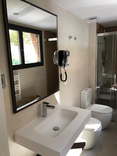 Bathroom 4, Hotel Balneario de la Virgen, Zaragoza