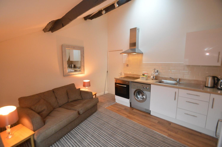 Others 3, Wg Apartment, Cheshire East