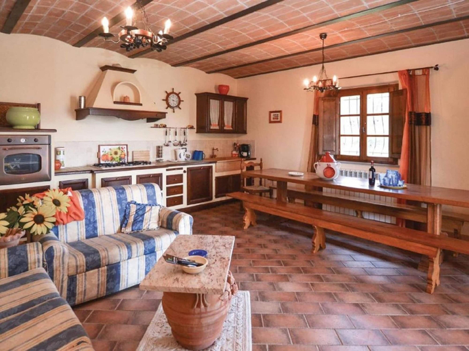 Private kitchen 4, Villa in Montalbano with Scenic Views, Perugia