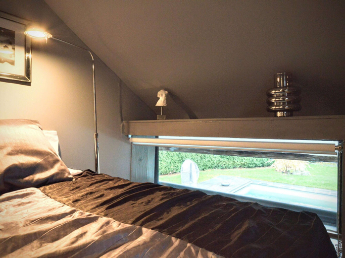 Bedroom 2, Stylish Stay With Pool, Jalhay, Liège