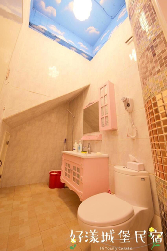Bathroom, Hiyoung Castle Guesthouse, Pingtung