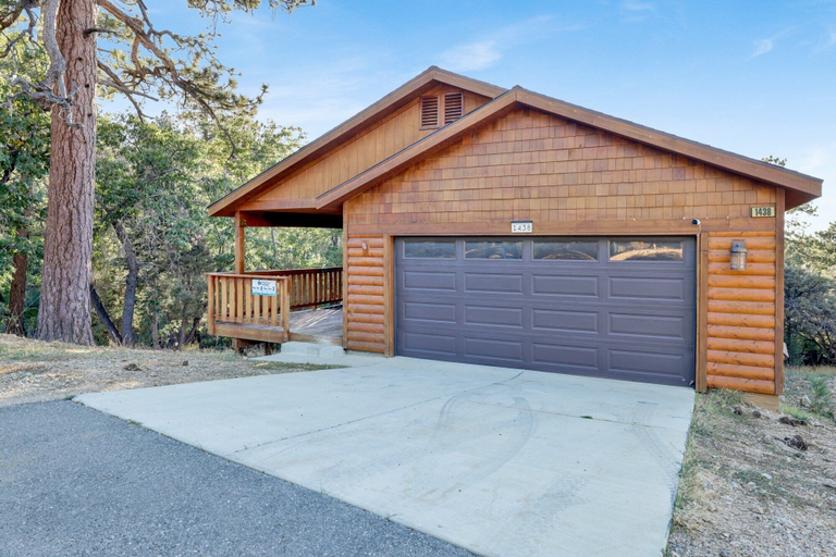 Exterior & Views 2, Skyline Lodge #2353, San Bernardino