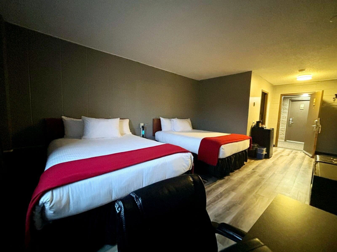 Bedroom 2, Slave Lake Inn and Conference Centre, Division No. 17