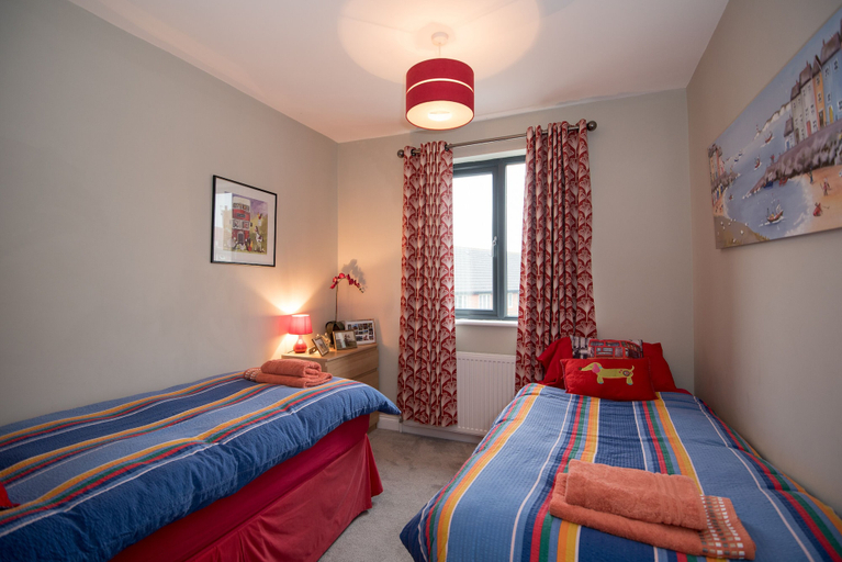 Bedroom 3, Musgrave Gardens, Durham