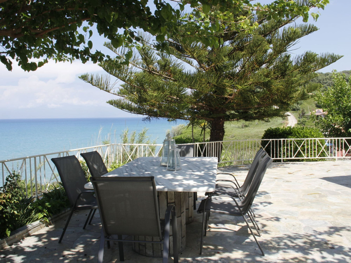 Others 5, Villa in Corfu With Pool Near Gialos Beach, Ionian Islands