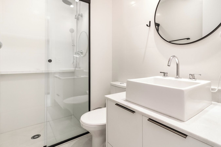 Bathroom 3, 360 Athos Paraíso, São Paulo