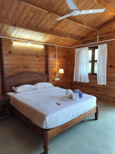 Bedroom 4, B R Cottages, South Goa