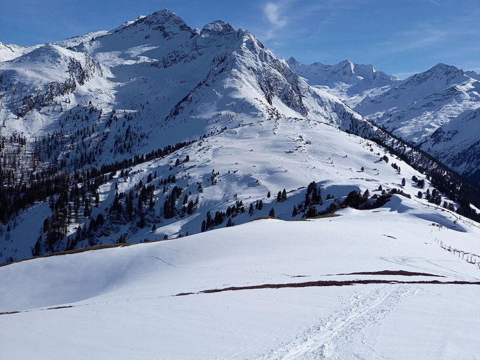 View from property 4, Beautiful Holiday Flat in Krimml Near Waterfalls, Zell am See