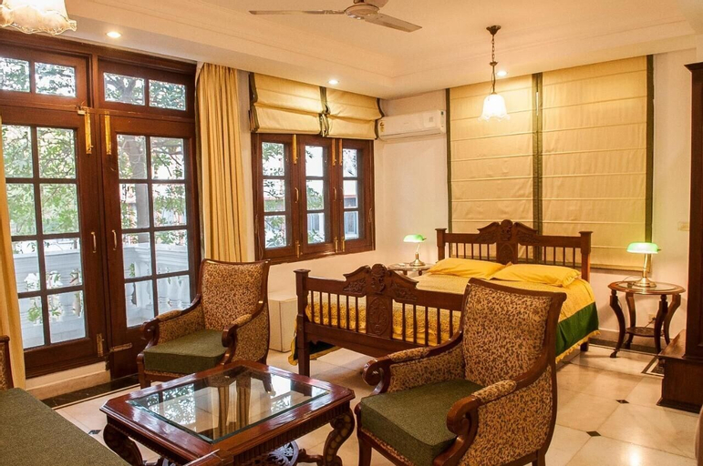Bedroom 3, VILLA 33 Bed & Breakfast, West