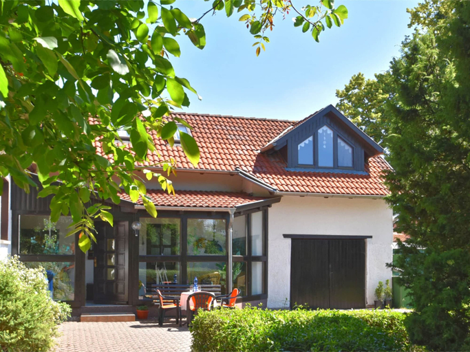 Exterior & Views, Sophisticated Holiday Home With Garden, Schmalkalden-Meiningen