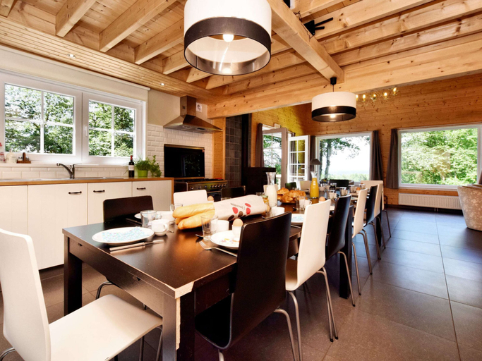 Food & Drinks 4, Cozy Chalet With Sauna, Luxembourg