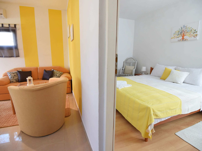 Bedroom 4, Apartment in Maslenica by the Sea, Jasenice