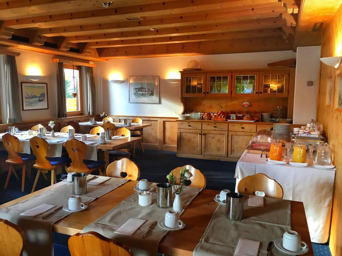 Food & Drinks 4, Hotel Saluver, Maloja