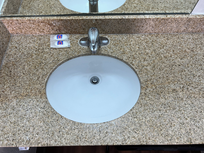Bathroom 5, Motel 6-Odessa, TX, Ector