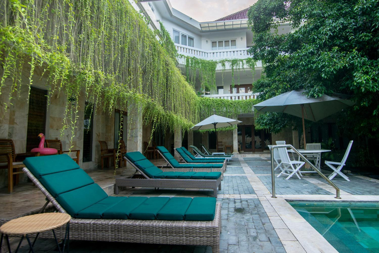 Swimming Pool 1