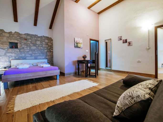 Bedroom 3, Lovely Holiday Home With Private Infinity Pool, Polača