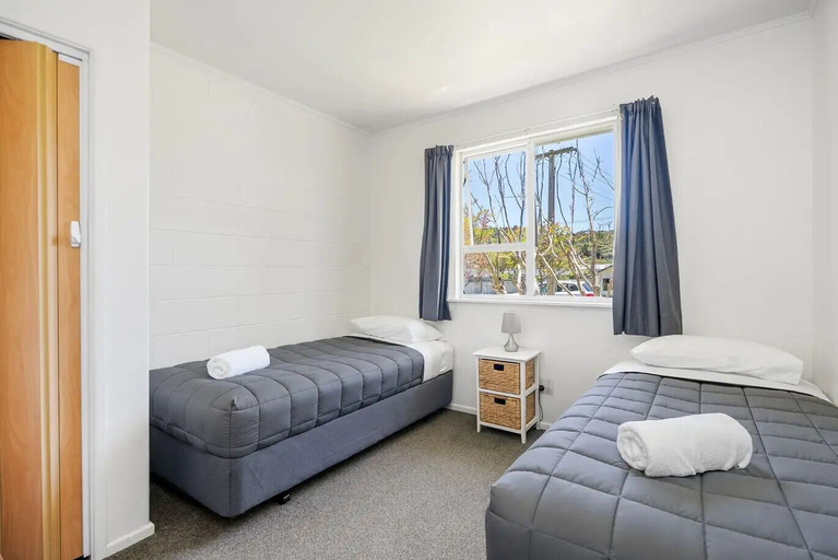 Bedroom 2, The Sands Motel, Whangarei