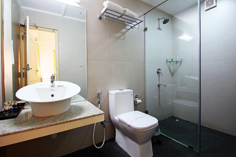 Bedroom 3, Millennium Continental, Ernakulam