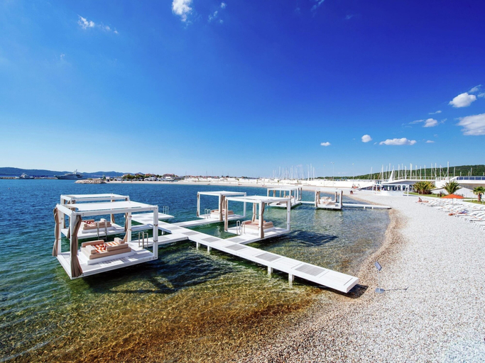 Others 5, Holiday Home in Prkos With Private Pool, Škabrnja