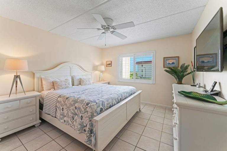 Bedroom 3, Just Beachy~ocean View~2nd Fl 2 Bedroom Condo by RedAwning, Saint Johns