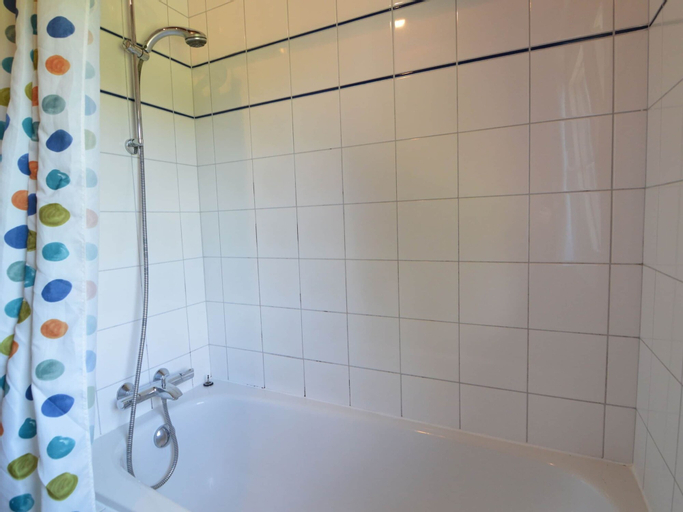 Bedroom 4, Spacious chalet in Ovifat-Waimes with sauna, Liège