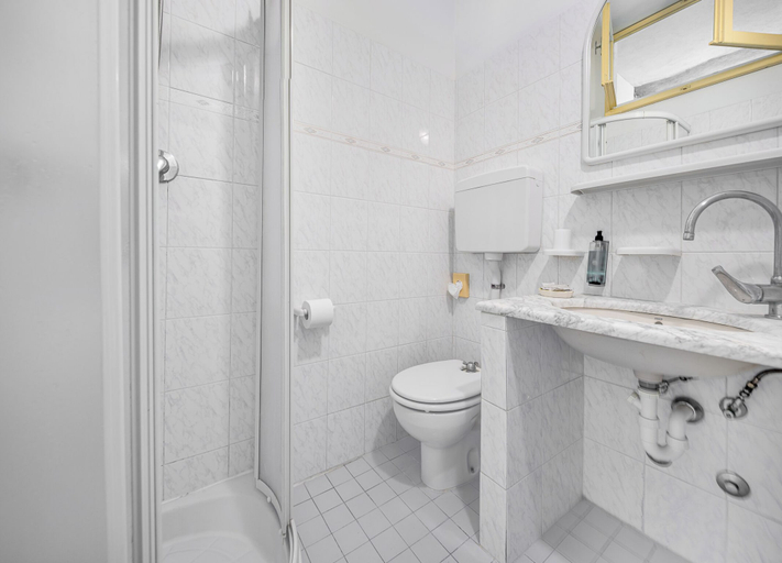 Bathroom 5, Hotel Atlantic, Forli' - Cesena