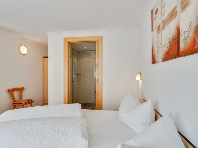 Bedroom 4, Apartment in Kappl Near Ski Lift, Landeck